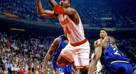 东契奇欧锦赛爆发表现惊艳，成为篮球巨星领袖风采的代表